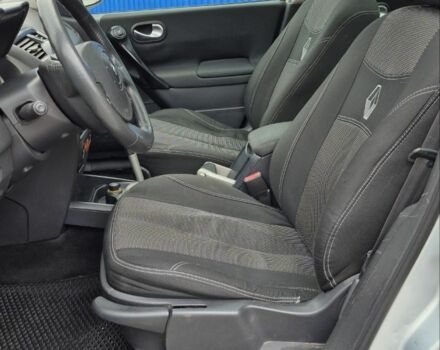 Серый Рено Меган, объемом двигателя 2 л и пробегом 205 тыс. км за 4700 $, фото 8 на Automoto.ua