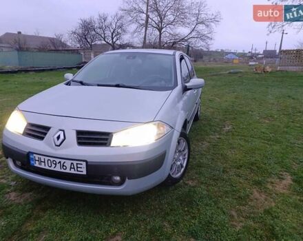 Серый Рено Меган, объемом двигателя 1.87 л и пробегом 200 тыс. км за 2600 $, фото 7 на Automoto.ua