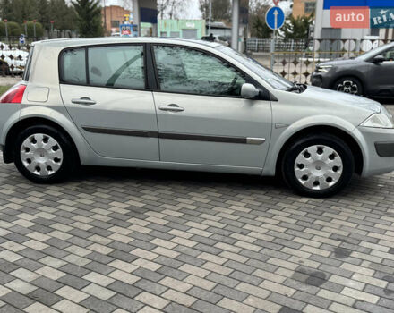 Серый Рено Меган, объемом двигателя 2 л и пробегом 242 тыс. км за 4900 $, фото 6 на Automoto.ua