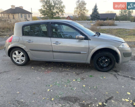 Серый Рено Меган, объемом двигателя 1.6 л и пробегом 270 тыс. км за 2300 $, фото 3 на Automoto.ua