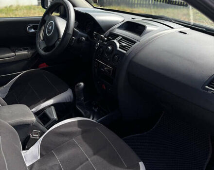 Сірий Рено Меган, об'ємом двигуна 1.6 л та пробігом 315 тис. км за 3845 $, фото 12 на Automoto.ua