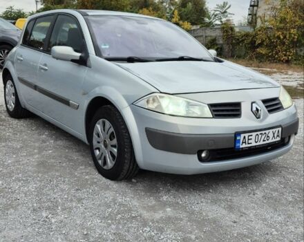 Серый Рено Меган, объемом двигателя 2 л и пробегом 205 тыс. км за 4700 $, фото 3 на Automoto.ua