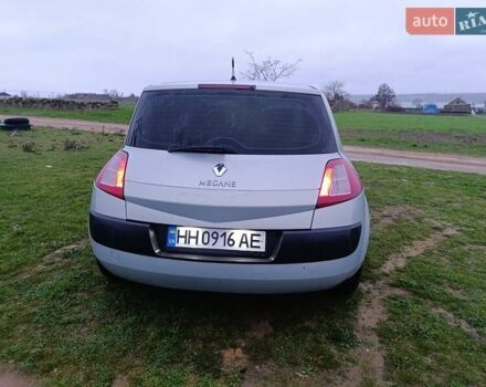 Серый Рено Меган, объемом двигателя 1.87 л и пробегом 200 тыс. км за 2600 $, фото 2 на Automoto.ua