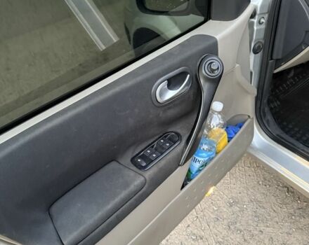 Серый Рено Меган, объемом двигателя 1.9 л и пробегом 555 тыс. км за 2400 $, фото 2 на Automoto.ua