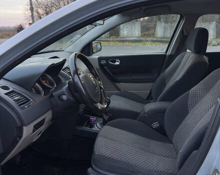 Серый Рено Меган, объемом двигателя 1.9 л и пробегом 330 тыс. км за 3450 $, фото 13 на Automoto.ua