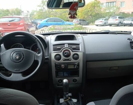 Сірий Рено Меган, об'ємом двигуна 1.6 л та пробігом 235 тис. км за 3650 $, фото 8 на Automoto.ua