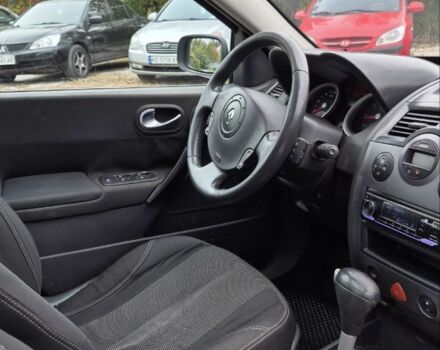 Серый Рено Меган, объемом двигателя 2 л и пробегом 205 тыс. км за 4700 $, фото 15 на Automoto.ua