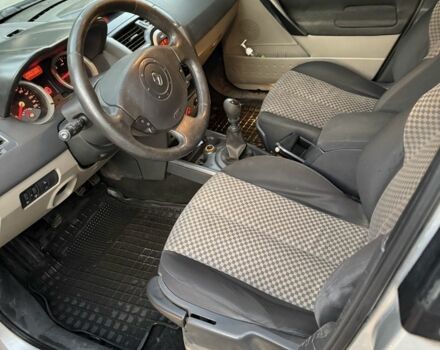 Серый Рено Меган, объемом двигателя 1.9 л и пробегом 555 тыс. км за 2400 $, фото 3 на Automoto.ua