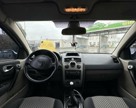 Сірий Рено Меган, об'ємом двигуна 1.46 л та пробігом 240 тис. км за 3999 $, фото 11 на Automoto.ua