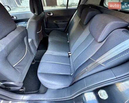 Рено Меган 2004 у Вінниці на Automoto.ua Сірий Рено Меган, об'ємом двигуна 1.6 л та пробігом 199 тис. км за 5300 $, фото 14 на Automoto.ua