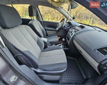 Сірий Рено Меган, об'ємом двигуна 1.6 л та пробігом 136 тис. км за 4600 $, фото 10 на Automoto.ua