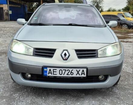 Серый Рено Меган, объемом двигателя 2 л и пробегом 205 тыс. км за 4700 $, фото 2 на Automoto.ua