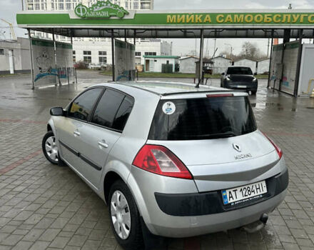 Сірий Рено Меган, об'ємом двигуна 1.46 л та пробігом 240 тис. км за 3999 $, фото 4 на Automoto.ua