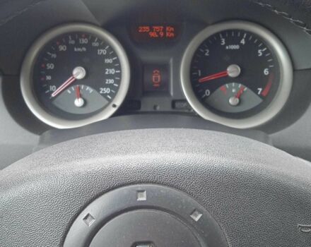 Сірий Рено Меган, об'ємом двигуна 1.6 л та пробігом 235 тис. км за 3650 $, фото 5 на Automoto.ua