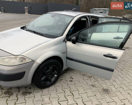 Сірий Рено Меган, об'ємом двигуна 1.5 л та пробігом 240 тис. км за 3000 $, фото 9 на Automoto.ua