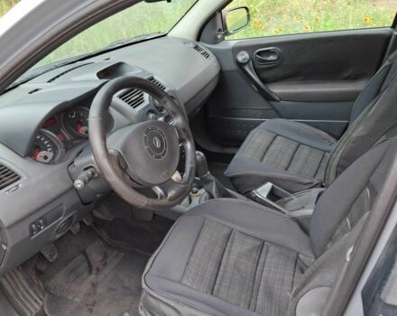 Серый Рено Меган, объемом двигателя 1.4 л и пробегом 215 тыс. км за 3600 $, фото 5 на Automoto.ua