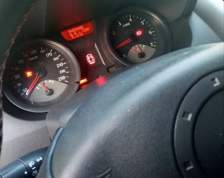 Сірий Рено Меган, об'ємом двигуна 1.6 л та пробігом 326 тис. км за 4300 $, фото 4 на Automoto.ua