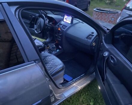 Сірий Рено Меган, об'ємом двигуна 1.6 л та пробігом 388 тис. км за 3700 $, фото 9 на Automoto.ua