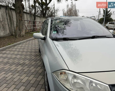 Серый Рено Меган, объемом двигателя 2 л и пробегом 242 тыс. км за 4900 $, фото 14 на Automoto.ua