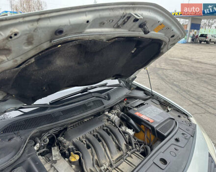 Серый Рено Меган, объемом двигателя 2 л и пробегом 242 тыс. км за 4900 $, фото 31 на Automoto.ua