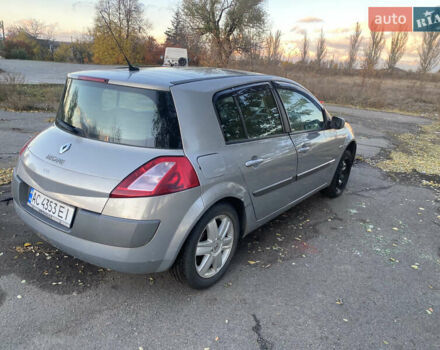 Серый Рено Меган, объемом двигателя 1.6 л и пробегом 270 тыс. км за 2300 $, фото 2 на Automoto.ua