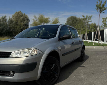 Сірий Рено Меган, об'ємом двигуна 1.6 л та пробігом 315 тис. км за 3845 $, фото 1 на Automoto.ua