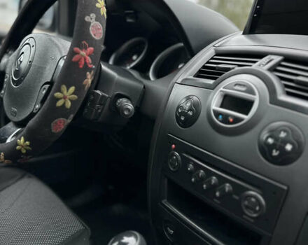 Серый Рено Меган, объемом двигателя 1.9 л и пробегом 310 тыс. км за 4500 $, фото 5 на Automoto.ua