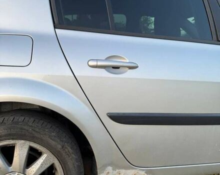 Рено Меган 2005 в Виннице на Automoto.ua Серый Рено Меган, объемом двигателя 1.6 л и пробегом 182 тыс. км за 3700 $, фото 4 на Automoto.ua