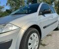 Сірий Рено Меган, об'ємом двигуна 1.6 л та пробігом 200 тис. км за 4100 $, фото 1 на Automoto.ua