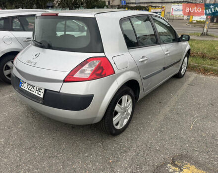 Серый Рено Меган, объемом двигателя 1.6 л и пробегом 242 тыс. км за 4500 $, фото 3 на Automoto.ua