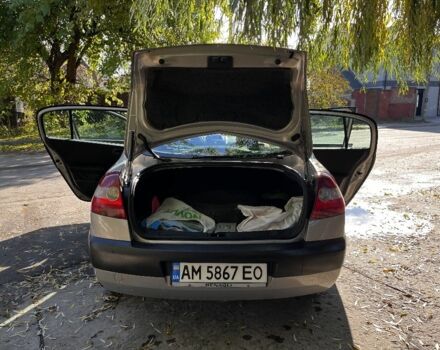 Серый Рено Меган, объемом двигателя 1.6 л и пробегом 245 тыс. км за 3000 $, фото 4 на Automoto.ua