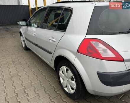 Серый Рено Меган, объемом двигателя 1.6 л и пробегом 237 тыс. км за 3800 $, фото 4 на Automoto.ua