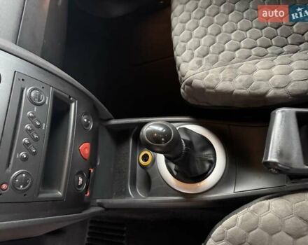 Серый Рено Меган, объемом двигателя 1.6 л и пробегом 237 тыс. км за 3800 $, фото 22 на Automoto.ua