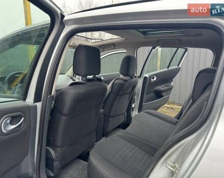 Серый Рено Меган, объемом двигателя 1.6 л и пробегом 237 тыс. км за 3800 $, фото 15 на Automoto.ua