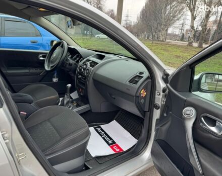 Сірий Рено Меган, об'ємом двигуна 1.4 л та пробігом 191 тис. км за 4390 $, фото 12 на Automoto.ua