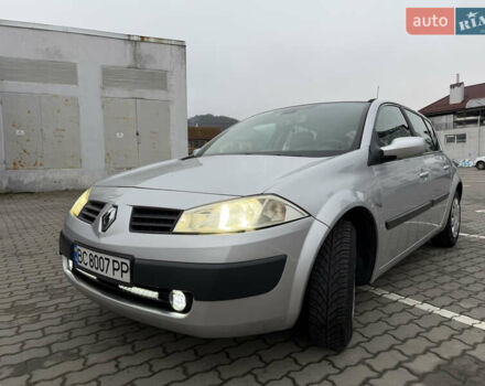 Сірий Рено Меган, об'ємом двигуна 1.6 л та пробігом 280 тис. км за 3999 $, фото 2 на Automoto.ua