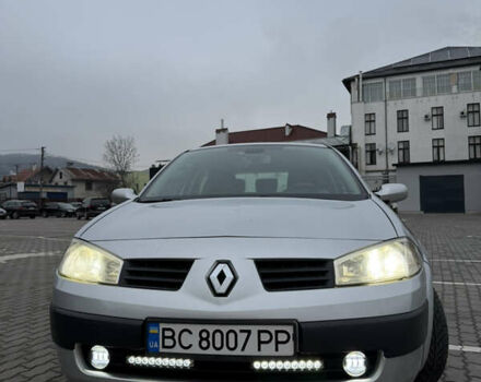 Сірий Рено Меган, об'ємом двигуна 1.6 л та пробігом 280 тис. км за 3999 $, фото 3 на Automoto.ua