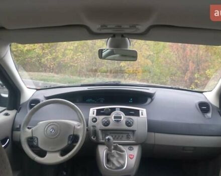 Рено Меган 2005 у Харкові на Automoto.ua Сірий Рено Меган, об'ємом двигуна 2 л та пробігом 280 тис. км за 4500 $, фото 4 на Automoto.ua
