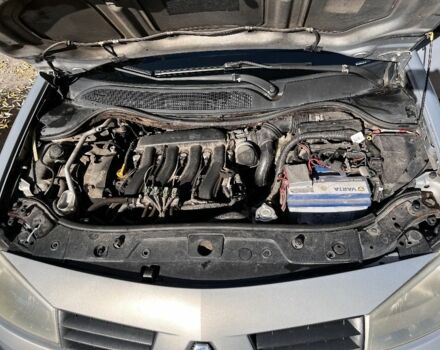 Серый Рено Меган, объемом двигателя 1.6 л и пробегом 245 тыс. км за 3000 $, фото 6 на Automoto.ua