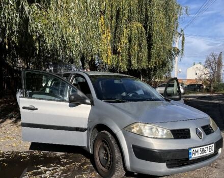 Серый Рено Меган, объемом двигателя 1.6 л и пробегом 245 тыс. км за 3000 $, фото 12 на Automoto.ua