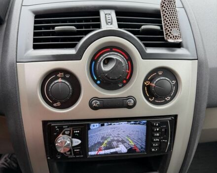 Серый Рено Меган, объемом двигателя 1.6 л и пробегом 280 тыс. км за 3999 $, фото 16 на Automoto.ua