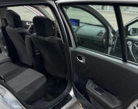 Серый Рено Меган, объемом двигателя 1.9 л и пробегом 310 тыс. км за 4500 $, фото 7 на Automoto.ua