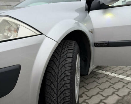 Сірий Рено Меган, об'ємом двигуна 1.6 л та пробігом 280 тис. км за 3999 $, фото 20 на Automoto.ua