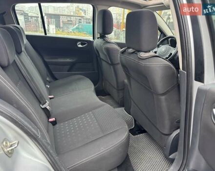 Серый Рено Меган, объемом двигателя 1.6 л и пробегом 237 тыс. км за 3800 $, фото 17 на Automoto.ua