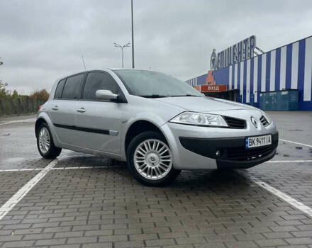Рено Меган 2006 в Дубно на Automoto.ua Серый Рено Меган, объемом двигателя 1.6 л и пробегом 266 тыс. км за 3700 $, фото 10 на Automoto.ua