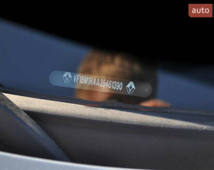 Рено Меган 2006 в Киеве на Automoto.ua Серый Рено Меган, объемом двигателя 1.6 л и пробегом 185 тыс. км за 6300 $, фото 62 на Automoto.ua