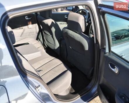 Рено Меган 2006 в Киеве на Automoto.ua Серый Рено Меган, объемом двигателя 1.6 л и пробегом 185 тыс. км за 6300 $, фото 22 на Automoto.ua