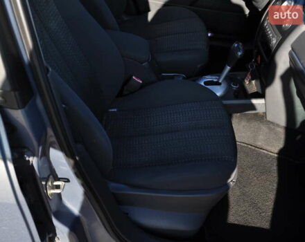 Рено Меган 2006 в Киеве на Automoto.ua Серый Рено Меган, объемом двигателя 1.6 л и пробегом 185 тыс. км за 6300 $, фото 26 на Automoto.ua