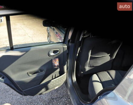 Рено Меган 2006 в Киеве на Automoto.ua Серый Рено Меган, объемом двигателя 1.6 л и пробегом 185 тыс. км за 6300 $, фото 47 на Automoto.ua