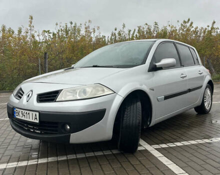 Рено Меган 2006 в Дубно на Automoto.ua Серый Рено Меган, объемом двигателя 1.6 л и пробегом 266 тыс. км за 3700 $, фото 3 на Automoto.ua